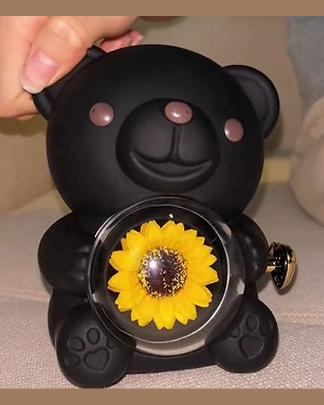 Osito Girasol Eterno — Figura con Girasol y Collar Sorpresa en Caja de Regalo