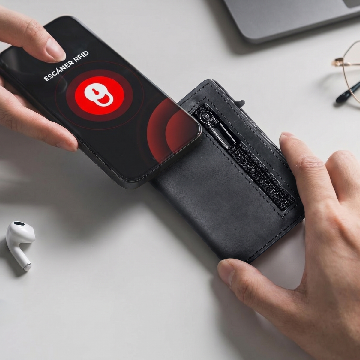 Cartera Inteligente RFID — Tarjetas al Instante, Sin Bulto en el Bolsillo